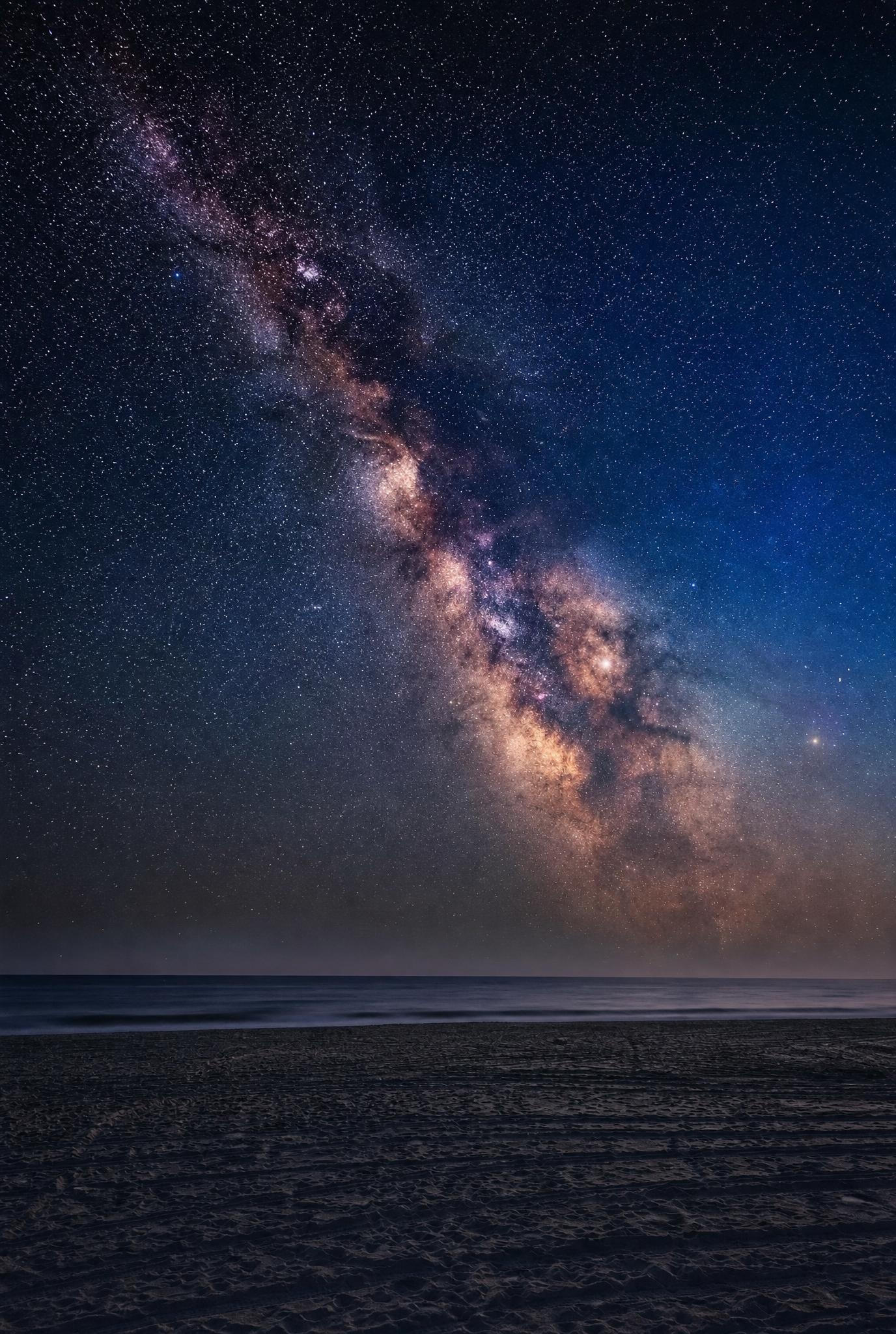 Milky Way over a dark Gulf-facing beach